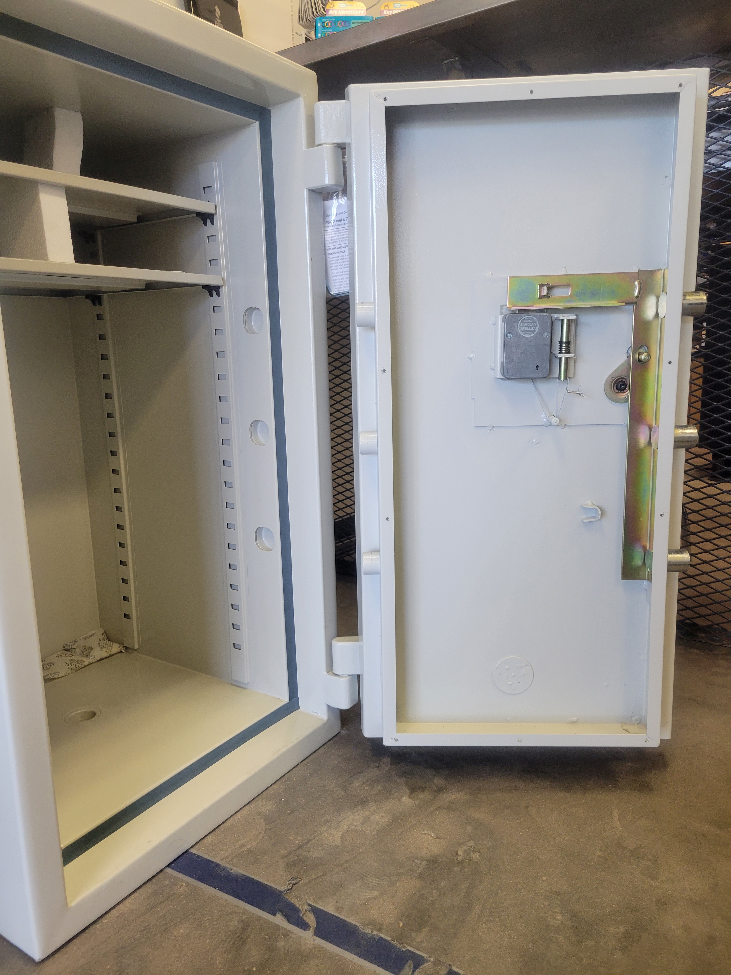 Safe Door Hinges